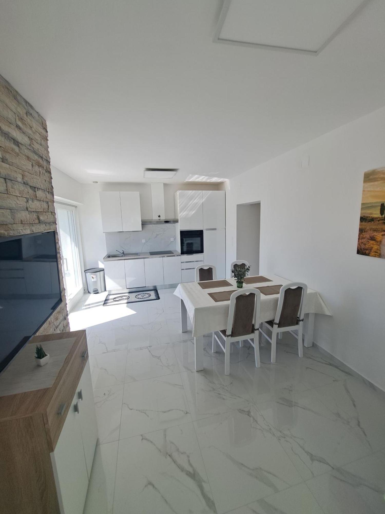 Apartmani Totic Malinska Exterior foto